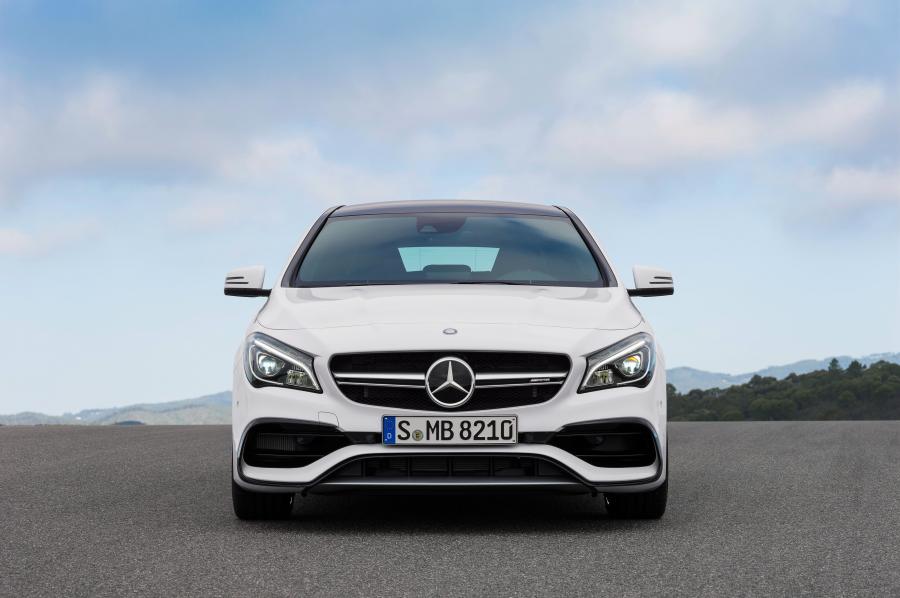  Mercedes-AMG CLA45 4Matic Shooting Brake 2016 года  (фото 10 из 12)